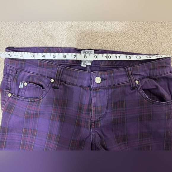 Puple & skull Urban Outfitters jeans - Picture 5 of 16